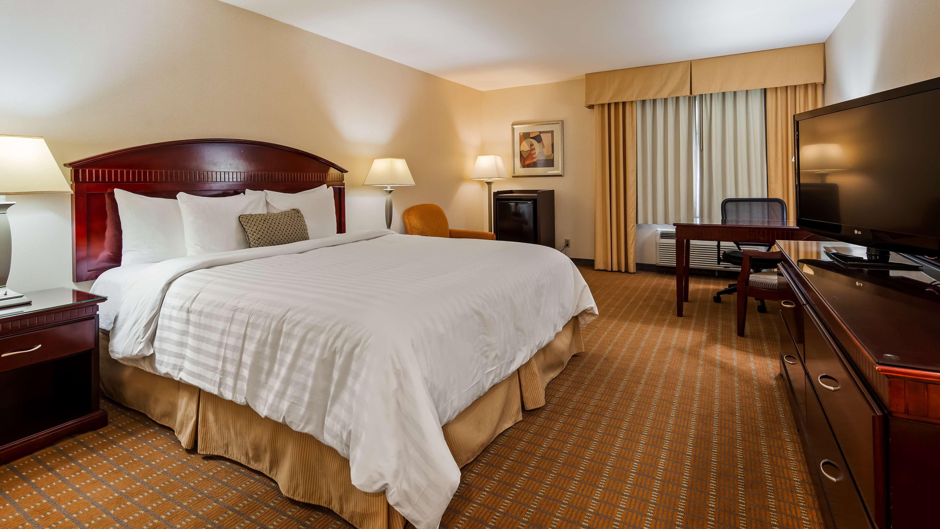 Best Western Plus West Covina Inn Экстерьер фото