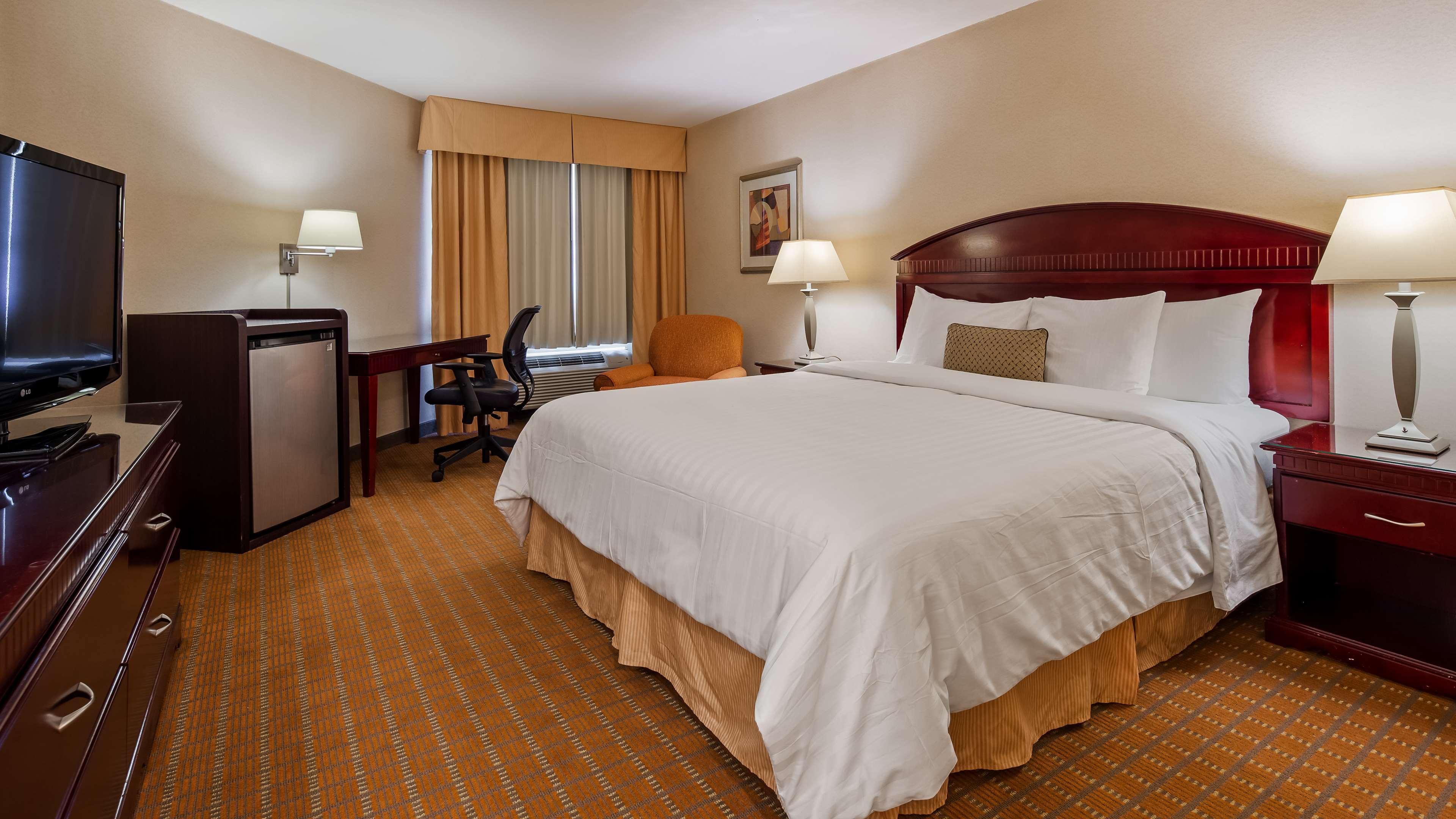 Best Western Plus West Covina Inn Экстерьер фото