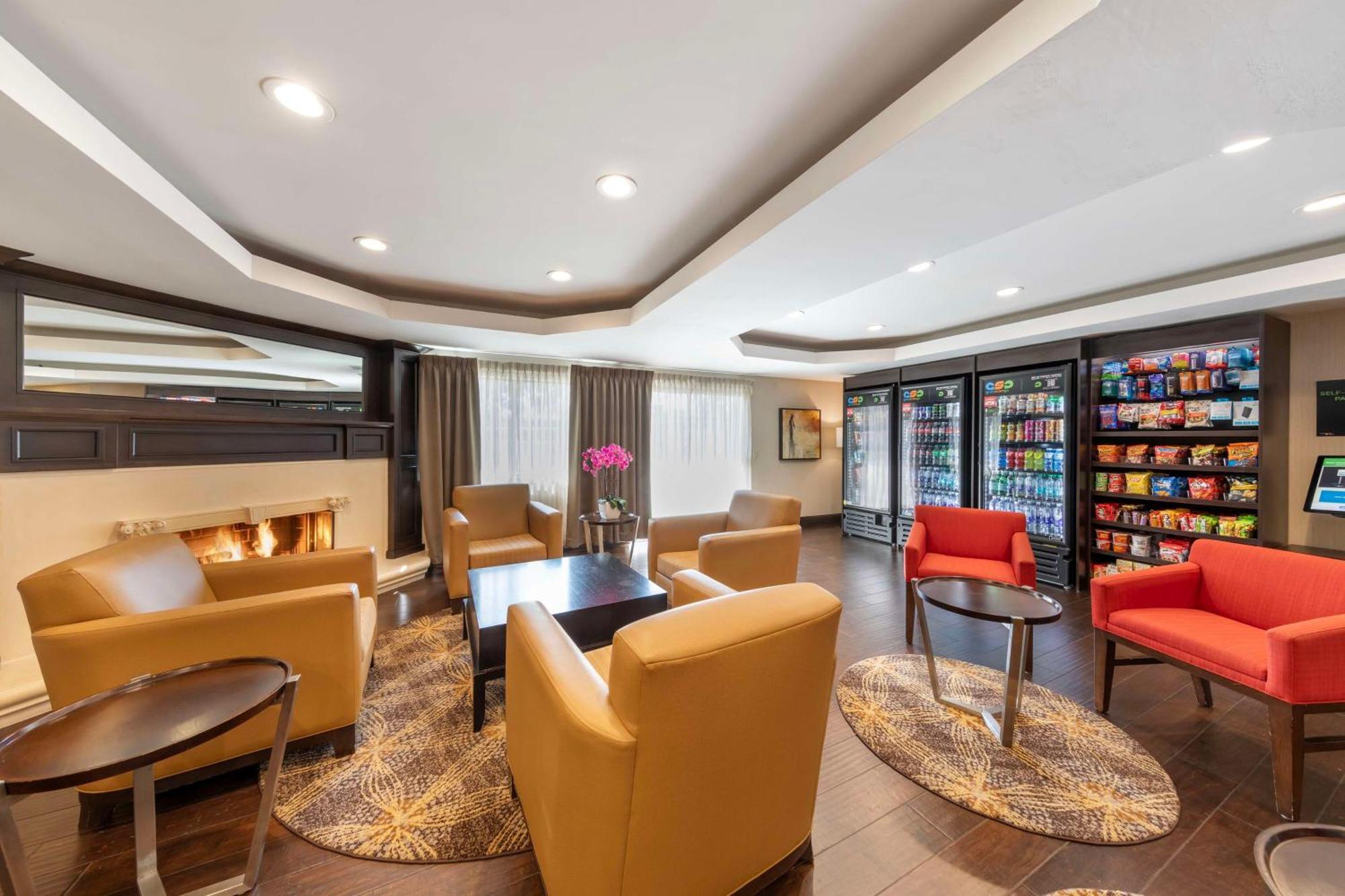 Best Western Plus West Covina Inn Экстерьер фото