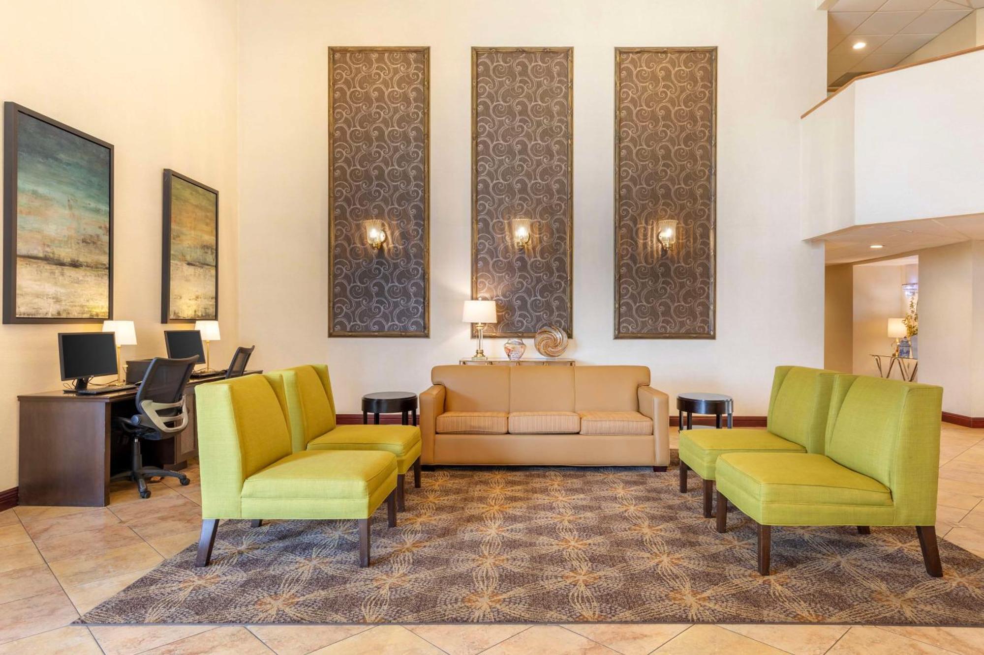 Best Western Plus West Covina Inn Экстерьер фото